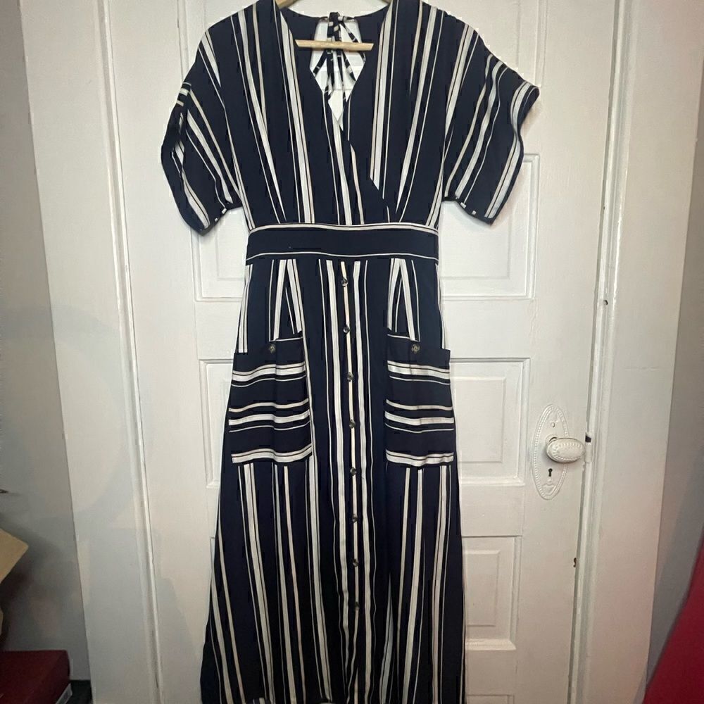 One One Six Striped Short Sleeve Open Back Midi Dress